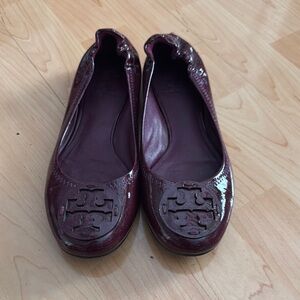 Tory Burch Women's Burgundy Ballet Flats